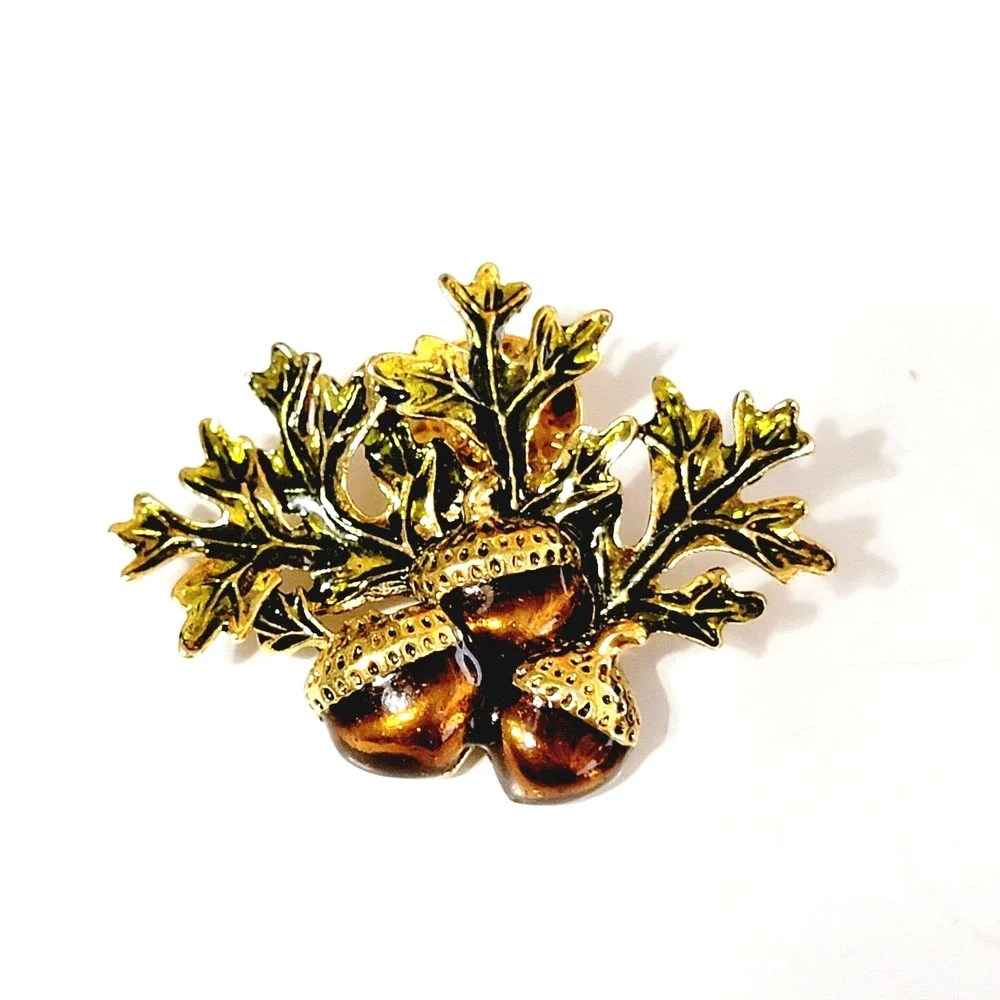 Vintage‎ Acorns and Branches Brooch Pin Enameled 1 7/8” Brown Green fb1-117